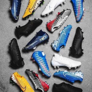 Football Shoes for Men, Women and Kids in India