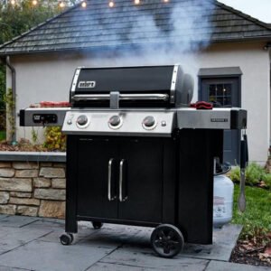 Gas Grill for Convenient Outdoor Cooking